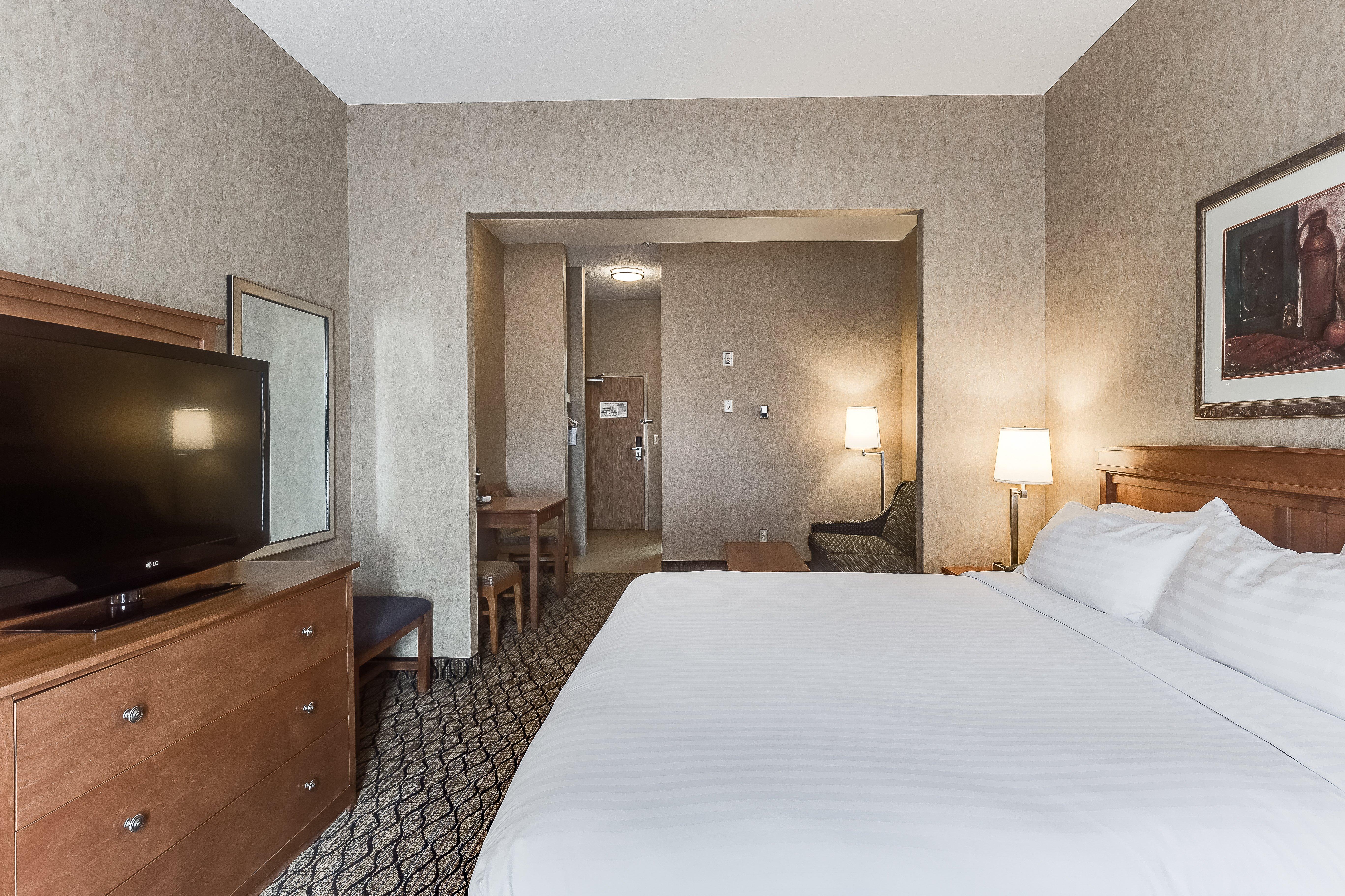 Holiday Inn Express Hotel & Suites Saskatoon By Ihg Dış mekan fotoğraf
