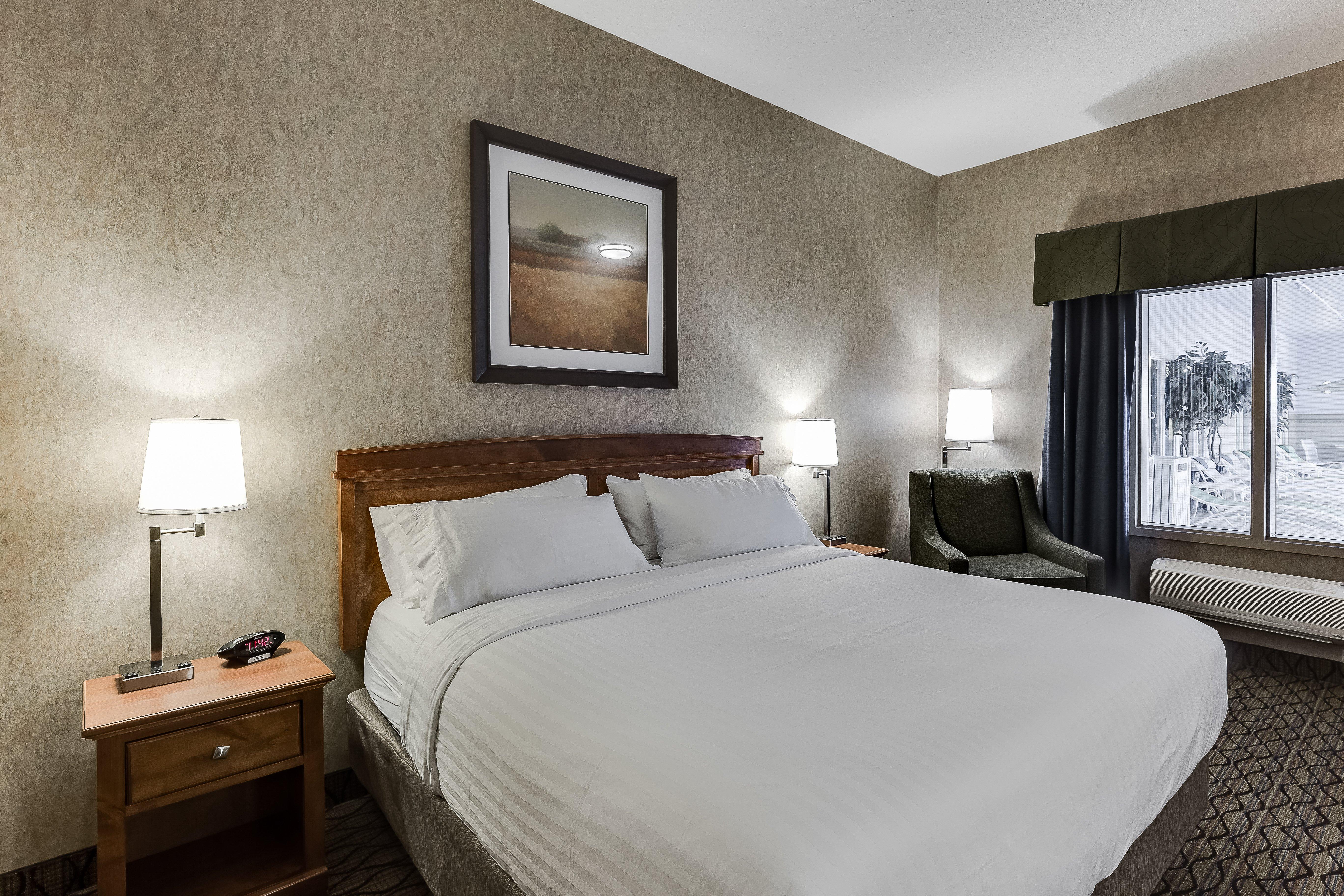Holiday Inn Express Hotel & Suites Saskatoon By Ihg Dış mekan fotoğraf